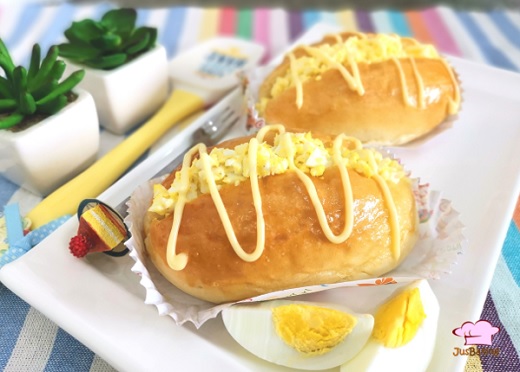 Easy sweet bread 1 - egg mayo